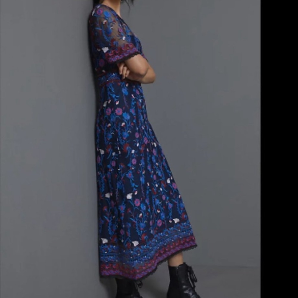 Anthropologie Mehreen Embroidered Floral Midi Dress Size 2